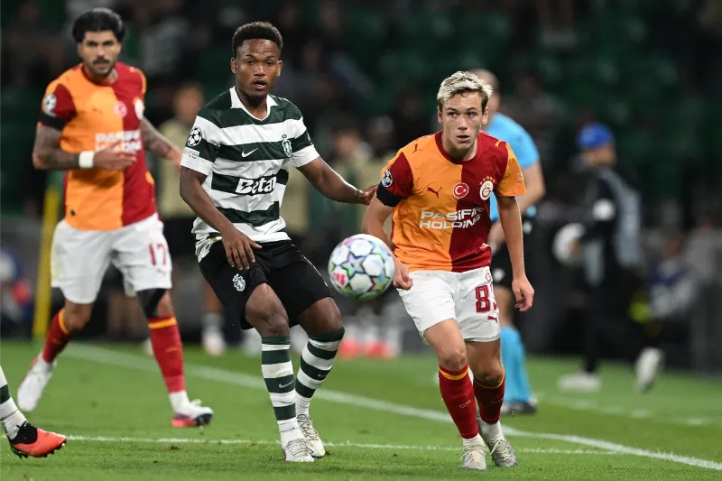 Sporting fight back to beat Galatasaray in Champions League opener