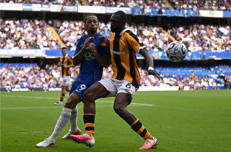 Chelsea held by impressive Hull after Joao Pedro levels late