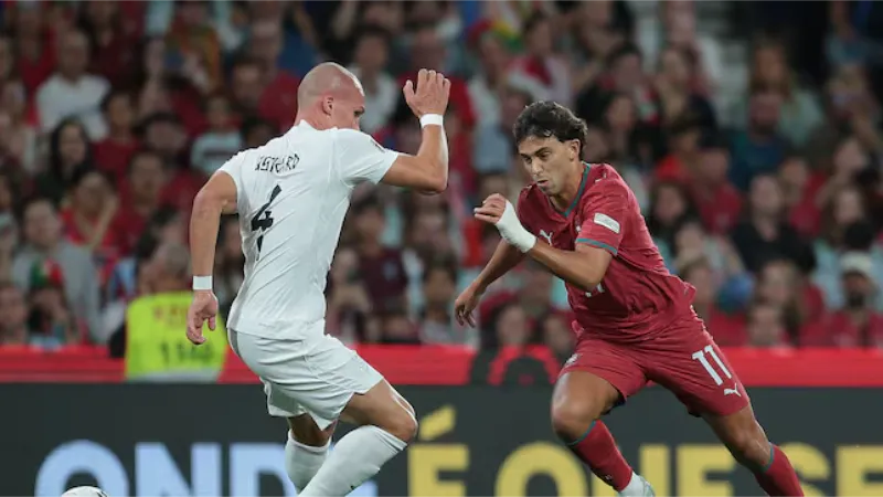 Portugal overcome Norway and late red card to seal quarter-final place