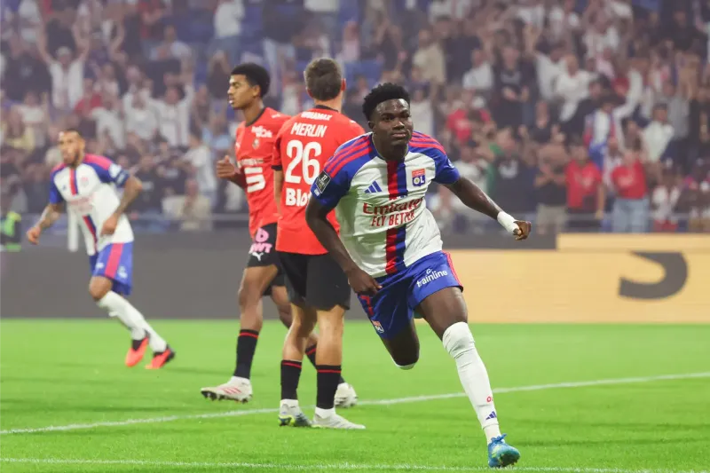 Nuamah double powers Lyon to emphatic Rennes rout