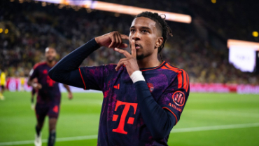 Brown scores on debut as Bayern beat 10-man Dortmund to lift Super Cup