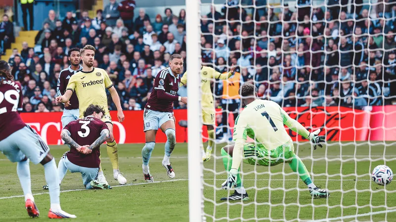 Villa twice frustrated as unbeaten Brentford earn 2-2 draw