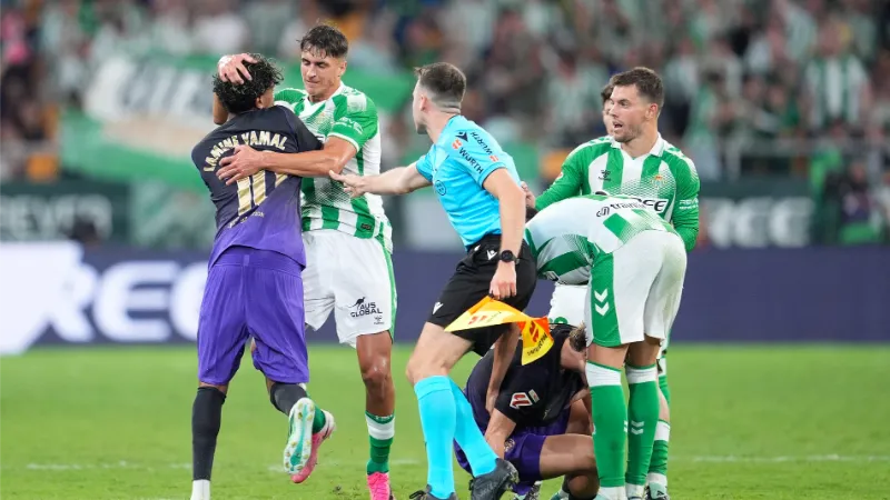 Barcelona make it nine straight league wins in seven goal thriller