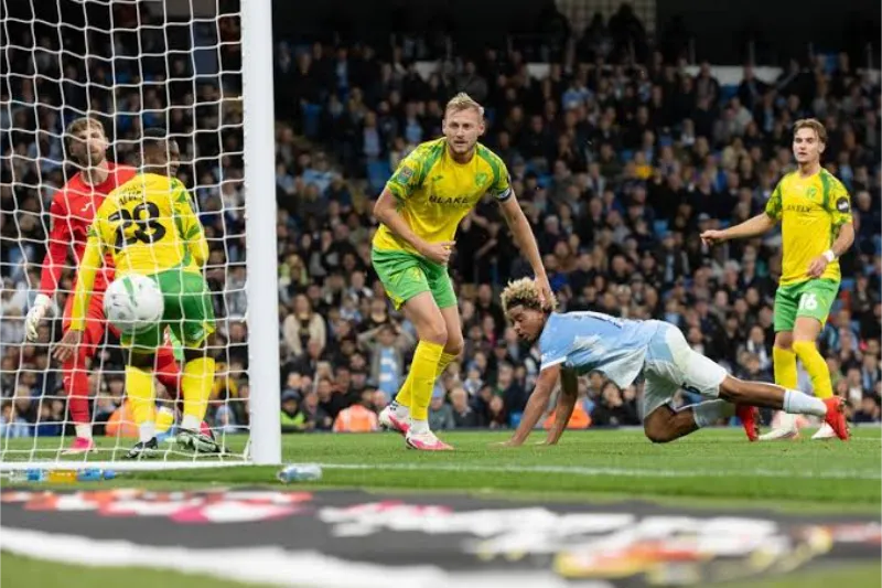 Manchester City reach League Cup last 16 after 5-0 Norwich win