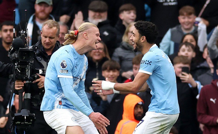 Man City blow Brentford away after the break to keep title pressure on Arsenal Man City blow Brentford away after the break to keep title pressure on Arsenal