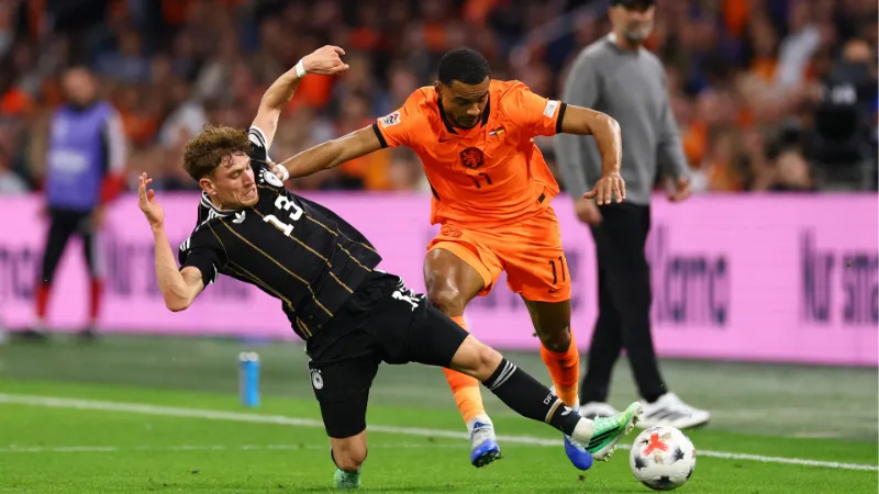 Netherlands rescue draw against Germany as Xavi and Klopp begin new eras