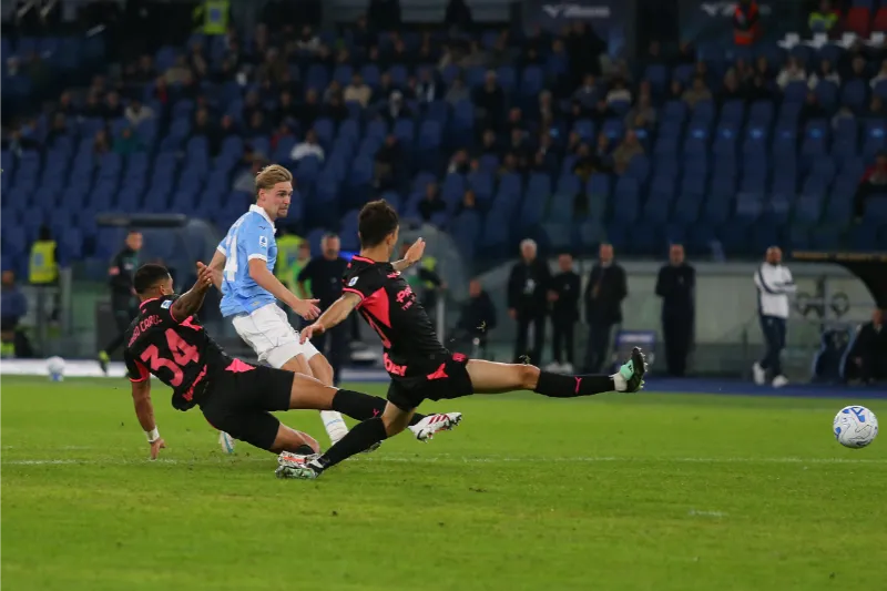 Lazio hold off late Parma fightback to extend advantage at the top