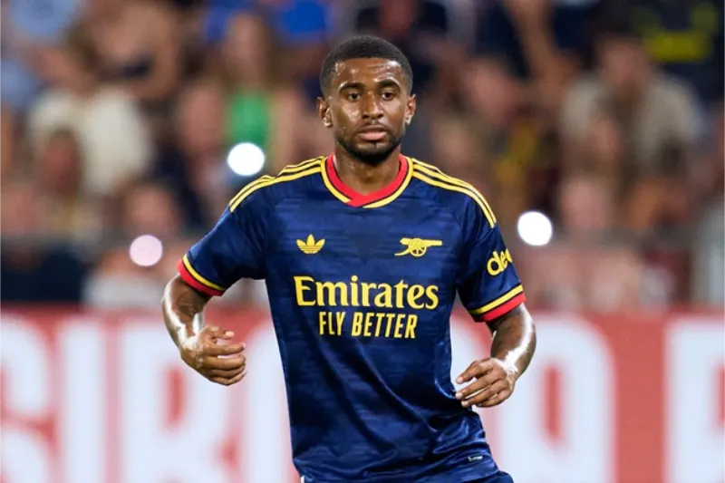 Nelson finds new home quickly after Arsenal departure with Feyenoord return