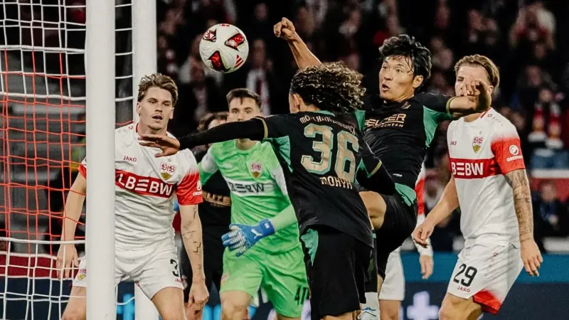 Gladbach stun Stuttgart with comeback win to claim first points