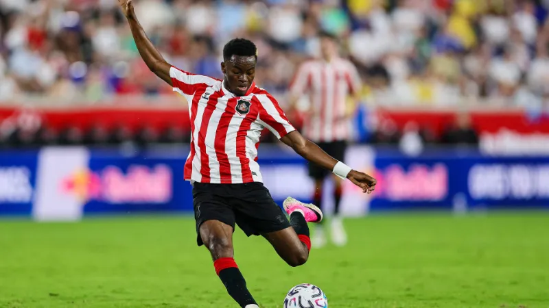 Ajax complete unexpected Simon Adingra signing from Sunderland