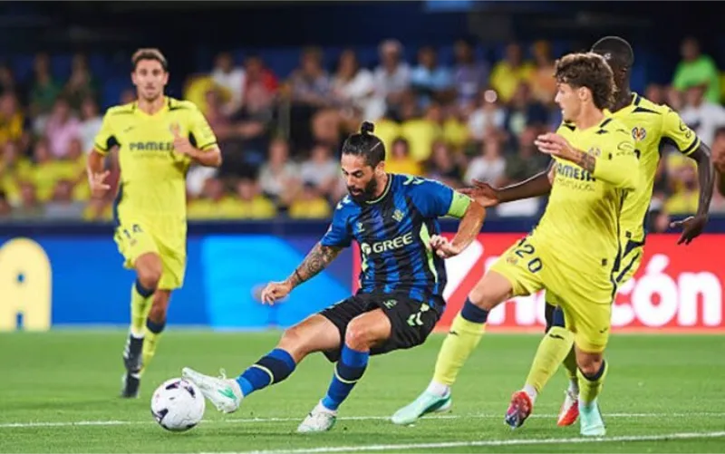 Betis rise to third after third straight win against struggling Villarreal