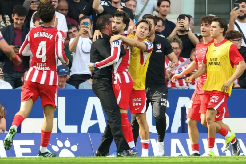 Baena strikes late as Atletico edge Espanyol for sixth straight win